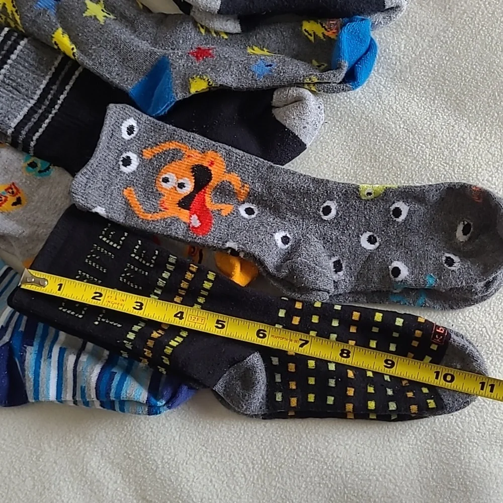 Kid's Assorted Crew Sicks 12 Pair Kb K Bell Colorful Fun Novelty Unisex Size 5-7